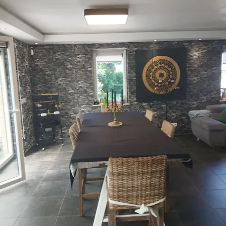 De Reve Alloggio in famiglia